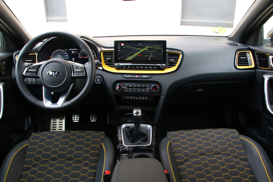compa-cx30-xceed (49).JPG