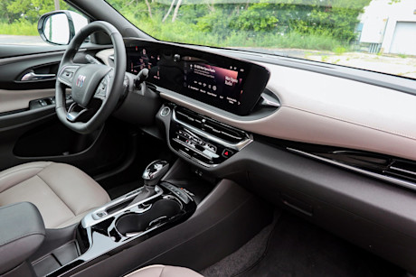 Editorial 2024 buick envista avenir fd 230711 16 jm