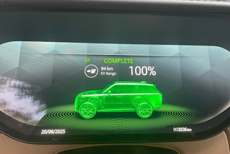 2026 Land Rover Range Rover SE PHEV Review Body Image