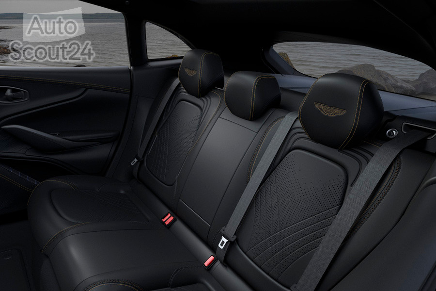 Q by Aston Martin DBX Bowmore Edition_7.jpg