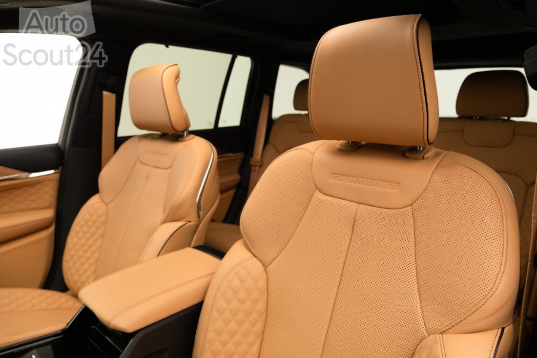 Grand Cherokee - Summit Reserve (1).jpg