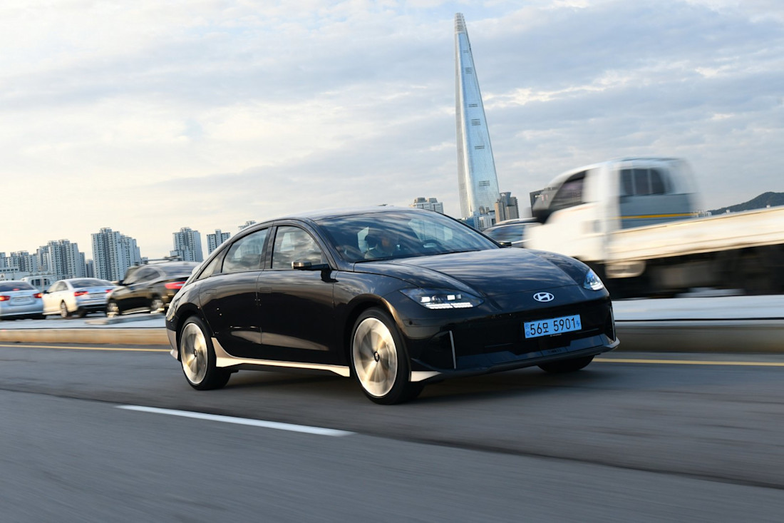 hyundai-ioniq-6-2023-1.jpg