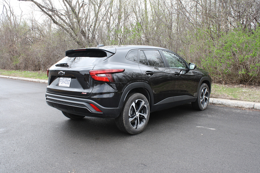 2026 Chevrolet Trax - TD - DB - 260514 - 8.jpg