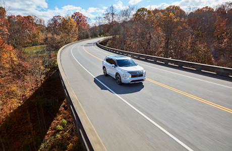 Editorial 201109 mitsubishi 3714 r2 2