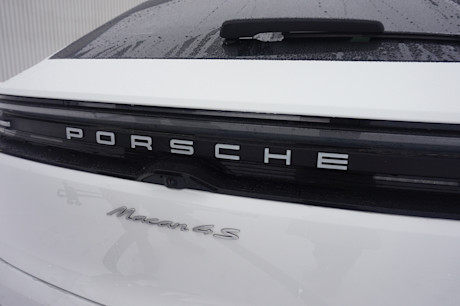Editorial 2025porsche macan electric td jl 250225 2