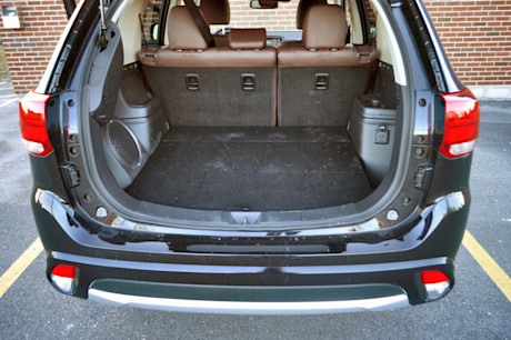 Editorial 2018 mitsubishi outlander phev gt s awc 43 mb