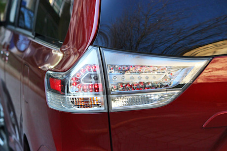 Editorial 2019 toyota sienna se awd v6 7 pass 10 dh