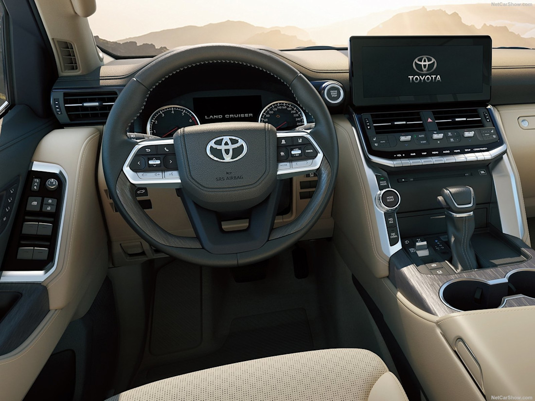 Toyota-Land_Cruiser-2022-1600-0a