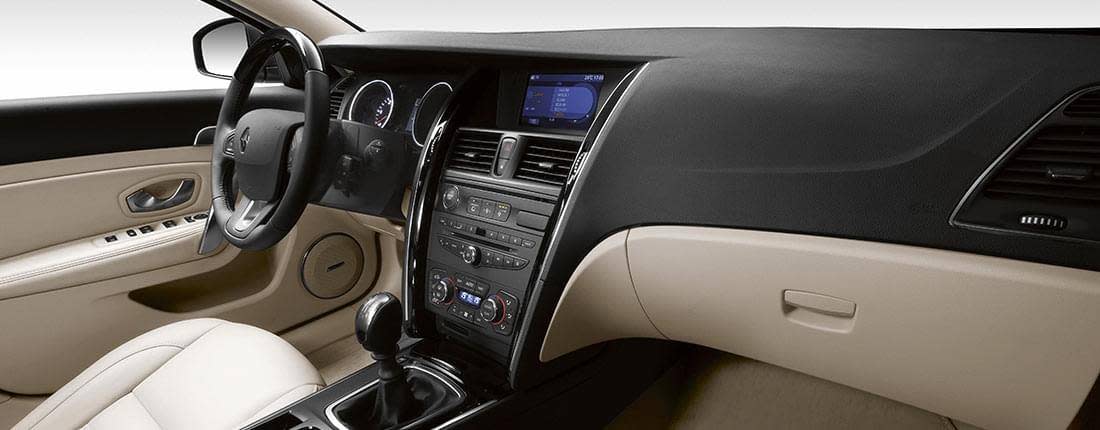 KX344kO6vEu1405hVZS4y-47109a151c791e54748ccd117f7915ce-renault-latitude-l-02-1100