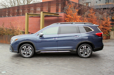 Editorial 2023 subaru ascent 08 sha