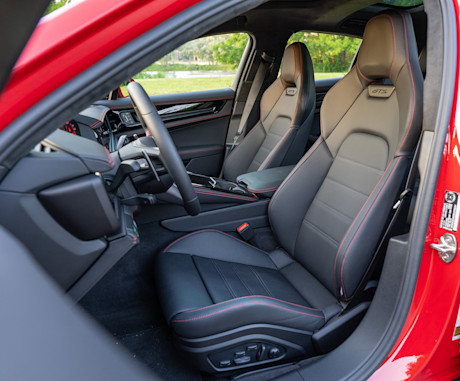 2025 Porsche Panamera GTS Review Body Image