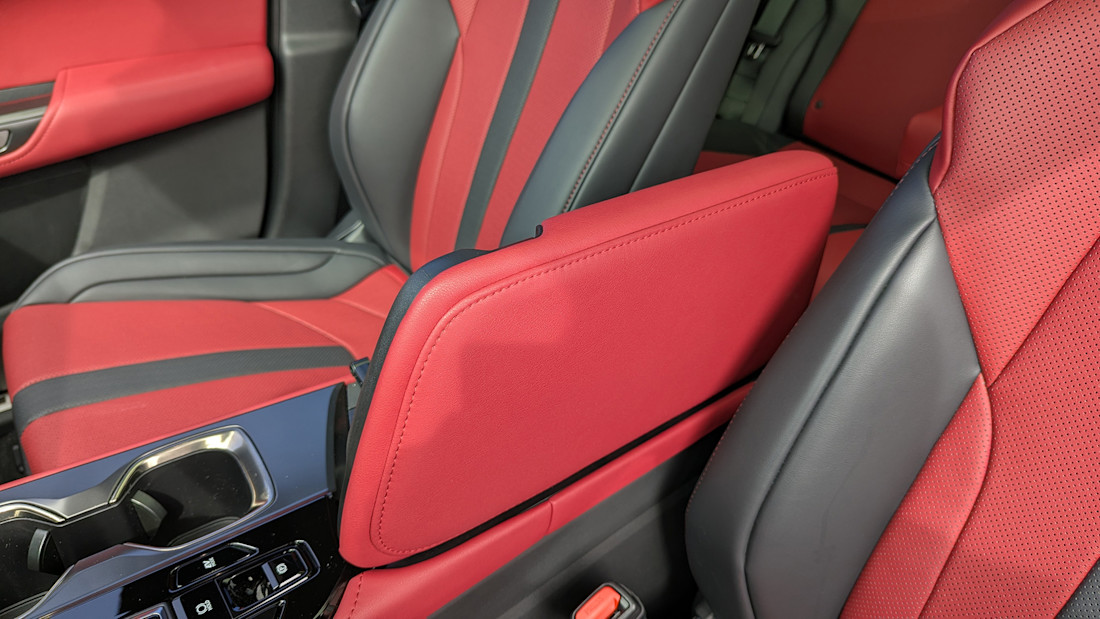 2026 Lexus NX350h - TD - DB - 260603 - 32.jpg