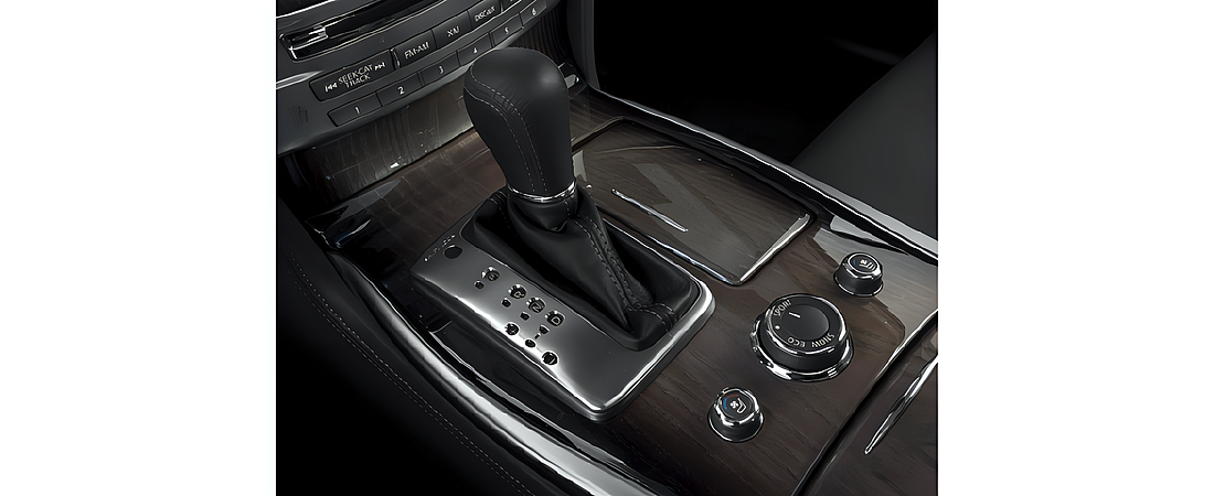 Infiniti Q70 2018 10