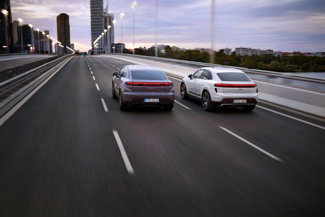 Macan_4_and_Macan_Turbo_1