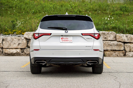 Editorial 2023 acura mdx platinum elite 231003 06 jl