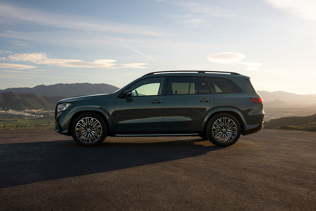 Mercedes-Bbenz_GLS_2_1200