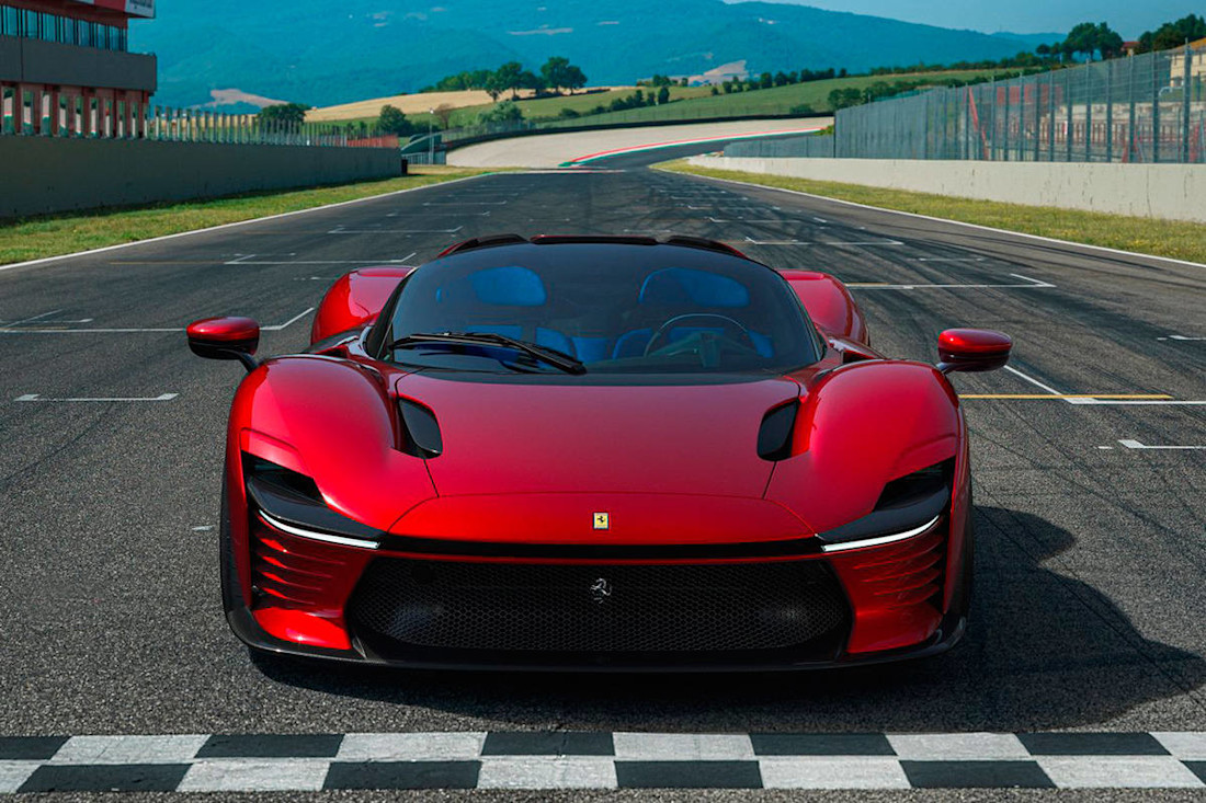 Ferrari Daytona SP3 2022 (4).jpg