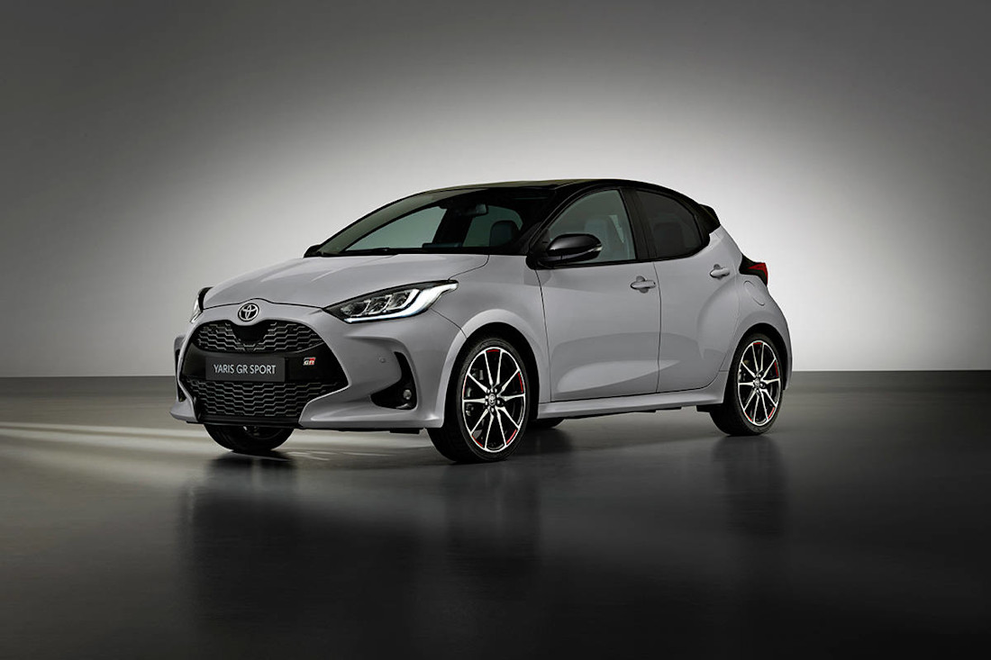 Toyota Yaris GR Sport 2022 (1).jpg