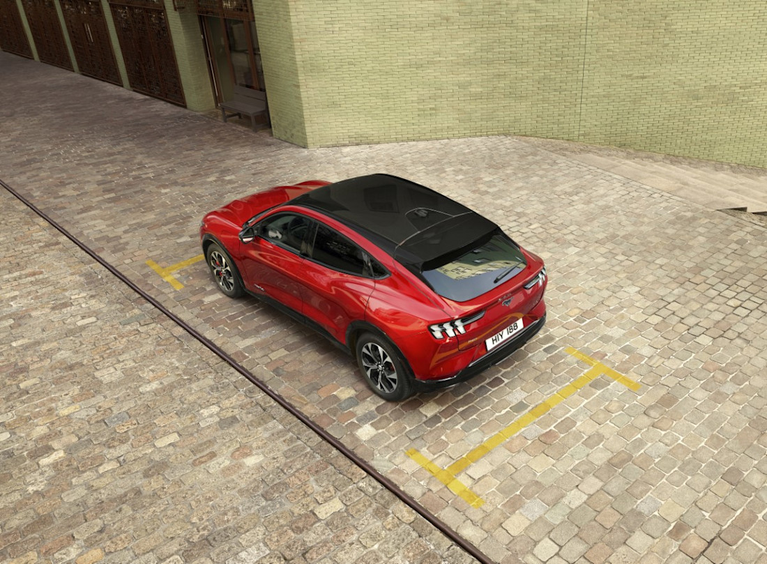 2020_FORD_MACH-E_AWD_13