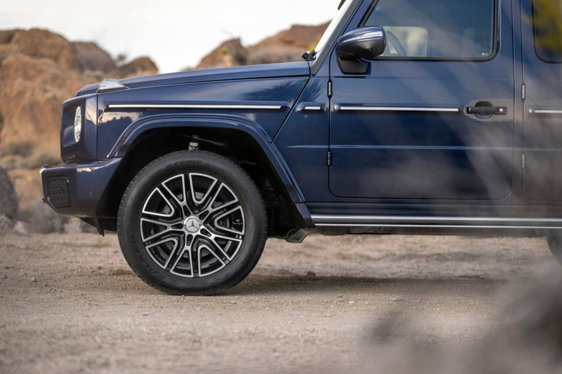 Mercedes-Benz-G-Class-2025-1600-3c.jpg