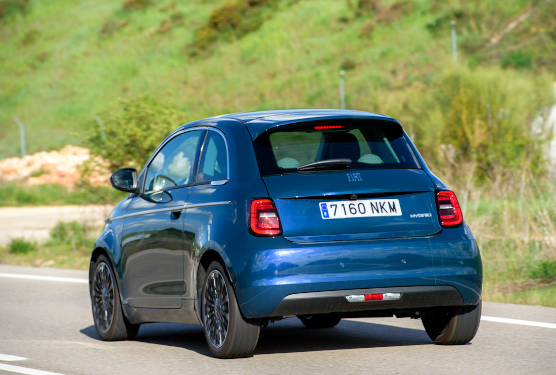 nuevo_fiat_500_hybrid_2026_004.JPG