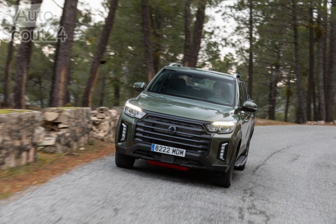 lr_amazoniagreen_ssangyong_mussosports_2023__02(1).jpg