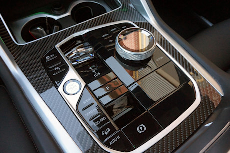 Editorial 2024 bmw x6 m60i xdrive td 231025 38 jl