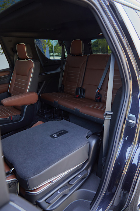 Editorial 2024 gmc yukon denali ultimate 4wd td jk 240624 20