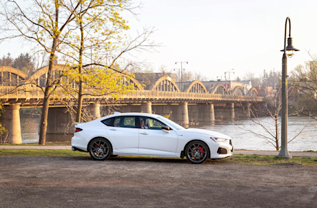 Editorial 2023 acura tlx type s 03 jw