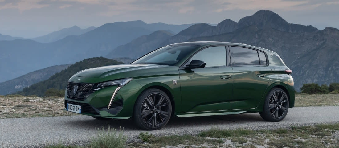 peugeot-308-2022-side-1100