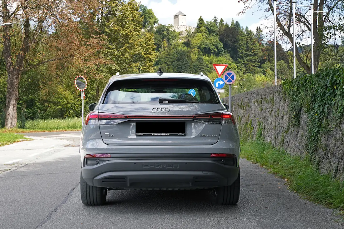 8 audi-q4-35-e-tron-heck
