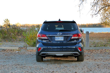 Editorial 2017 hyundai santa fe xl limited 04 sw