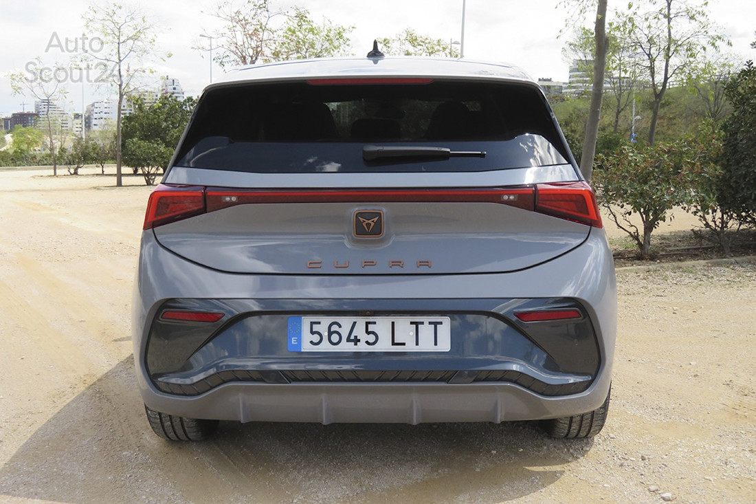 8_cupra_born.JPG