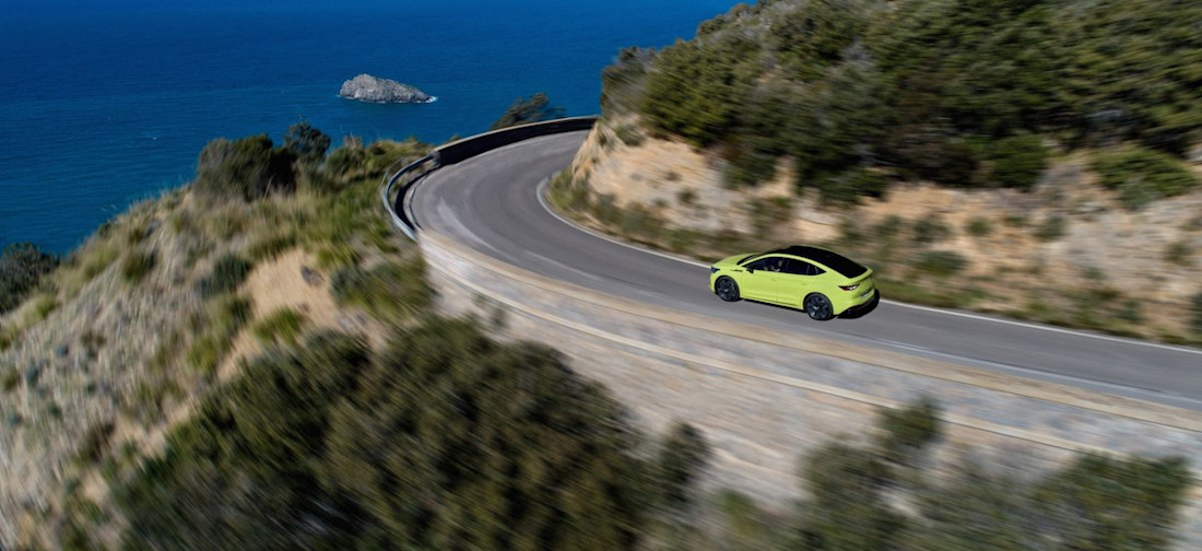 Skoda Enyaq RS iV : plus de puissance et plus d'autonomie (2023)