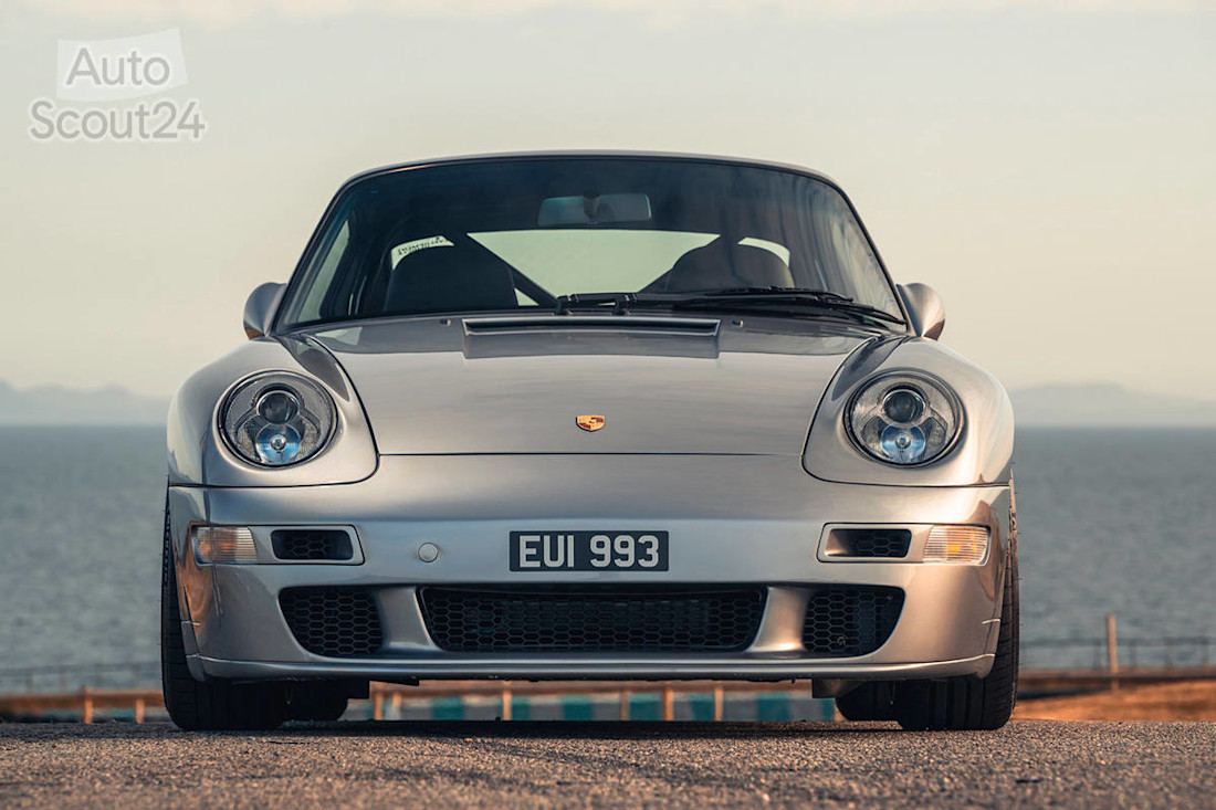 Autoart-993R-By-Paul-Stephens-Porsche-993 (10).jpg