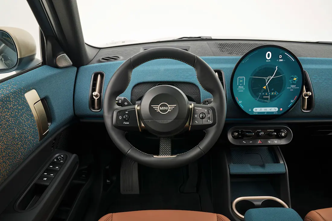 Mini Cooper and Mini Countryman 2023