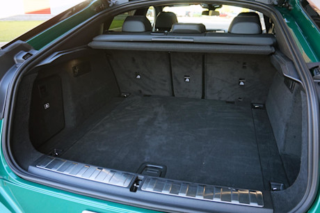 Editorial 2024 bmw x6 m60i xdrive td 231025 34 jl