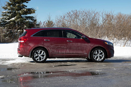 Editorial 2016 kia sorento 03 jw