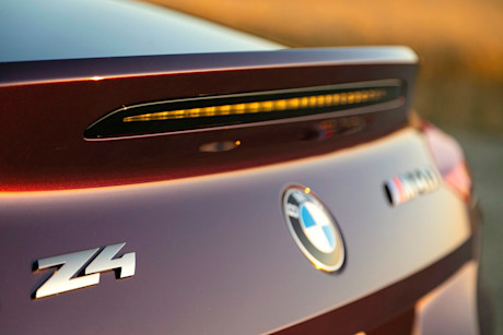 Editorial 2023 bmw z4 m40i 12 jw