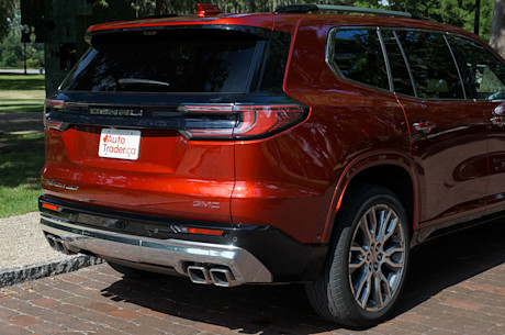 Editorial 2024 gmc acadia fd jv 240613 14