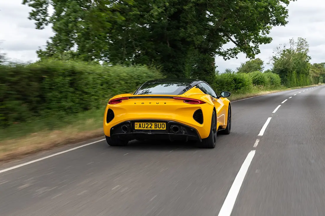 BEBE20250904 Lotus Emira Turbo SE 05