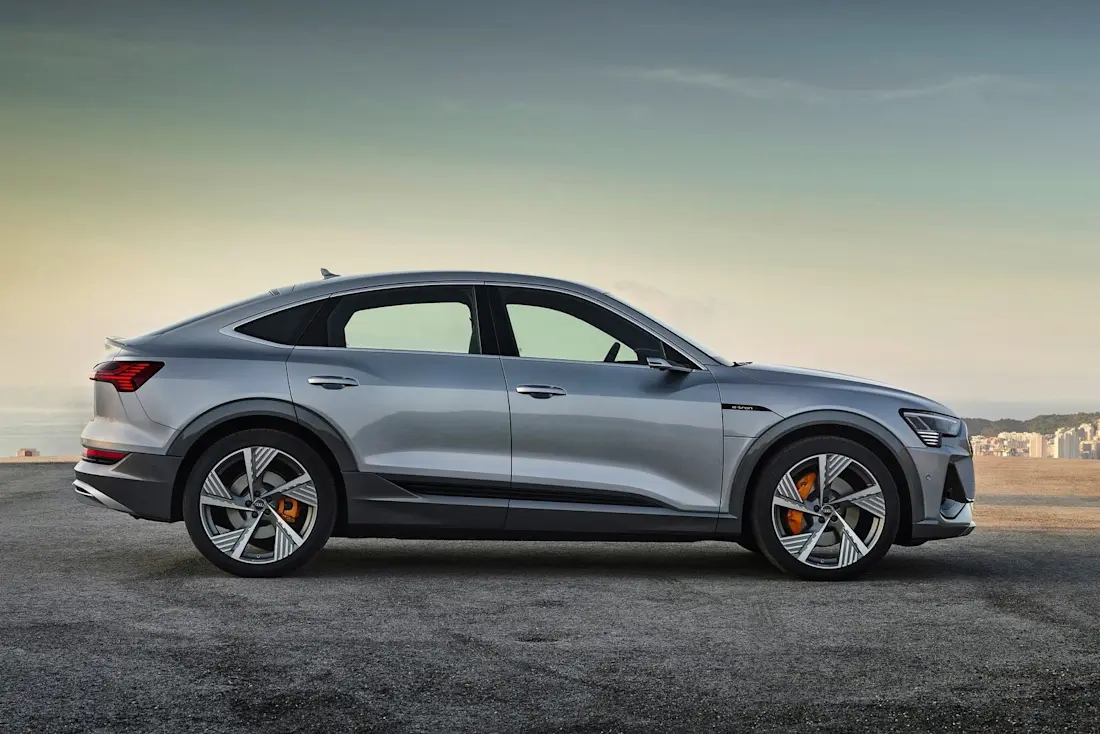 Audi-e-tron-Sportback-Side