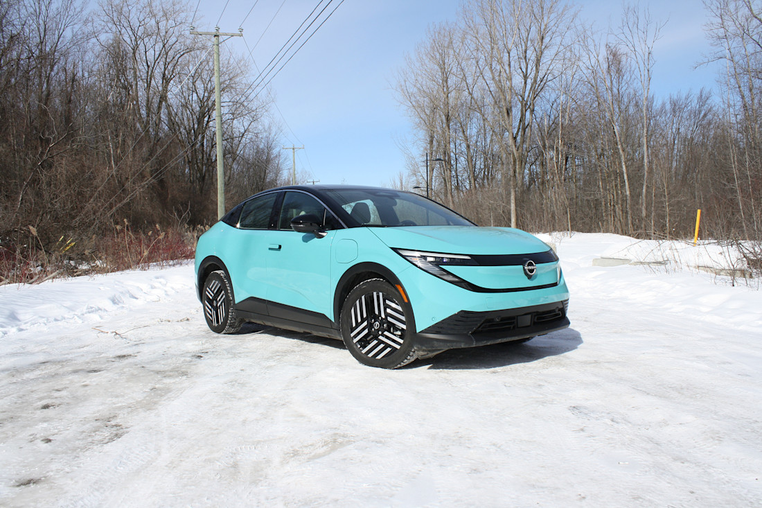 2026 Nissan LEAF - TD - DB - 260408 - 2.jpg