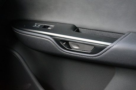 Lexus RZ 450e 2023 : essai routier Image