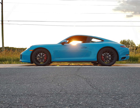 Editorial 2017 porsche 911 carrera 4 gts 05 jp