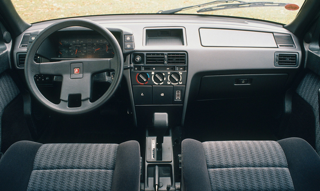 citroen-bx-interior