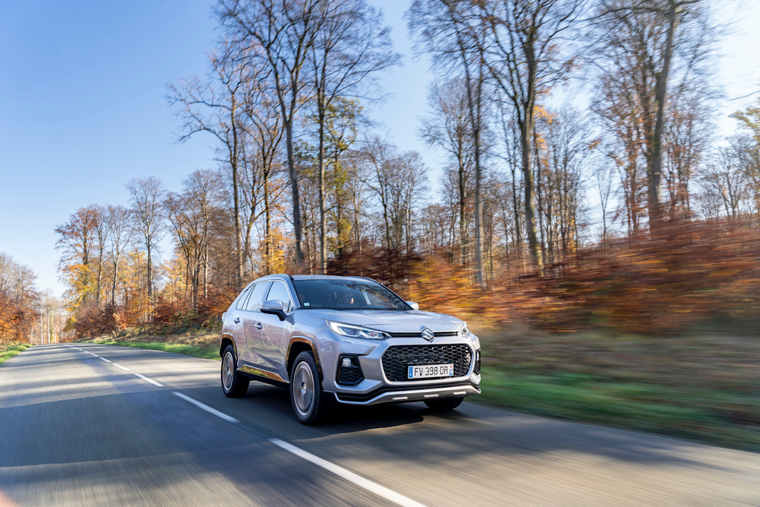 Suzuki Across : Toyota avec une différence