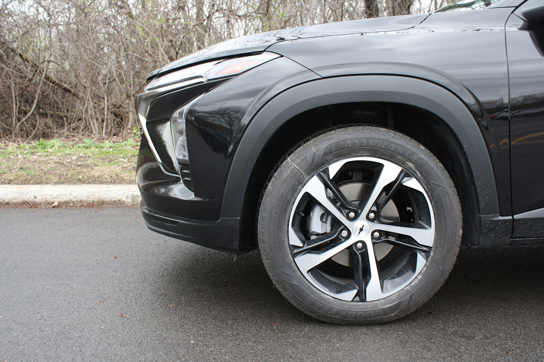 2026 Chevrolet Trax - TD - DB - 260514 - 14.jpg