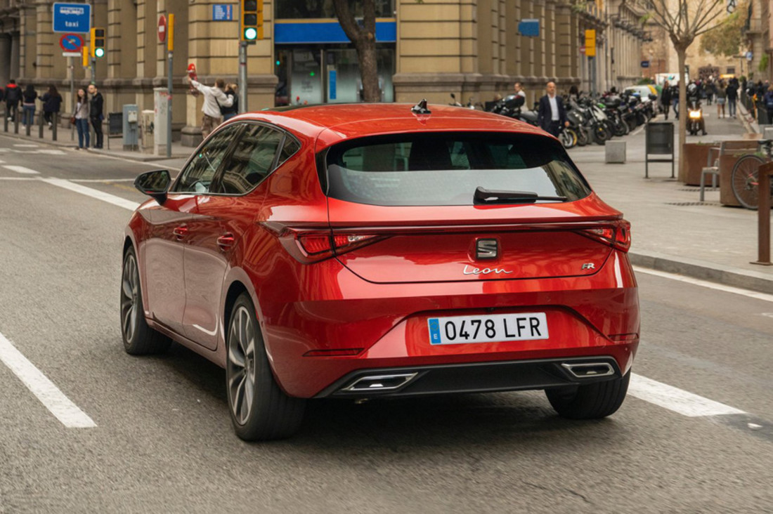 Seat-Leon-2020-1280-2e.jpg