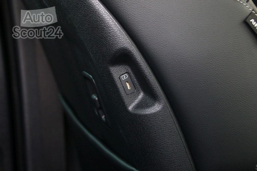 kia-sportage-hybrid-23.jpg